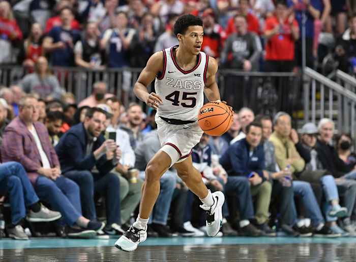 Bolton was GU's leading scorer from beyond the arc last season while shooting 50.2% from the field.